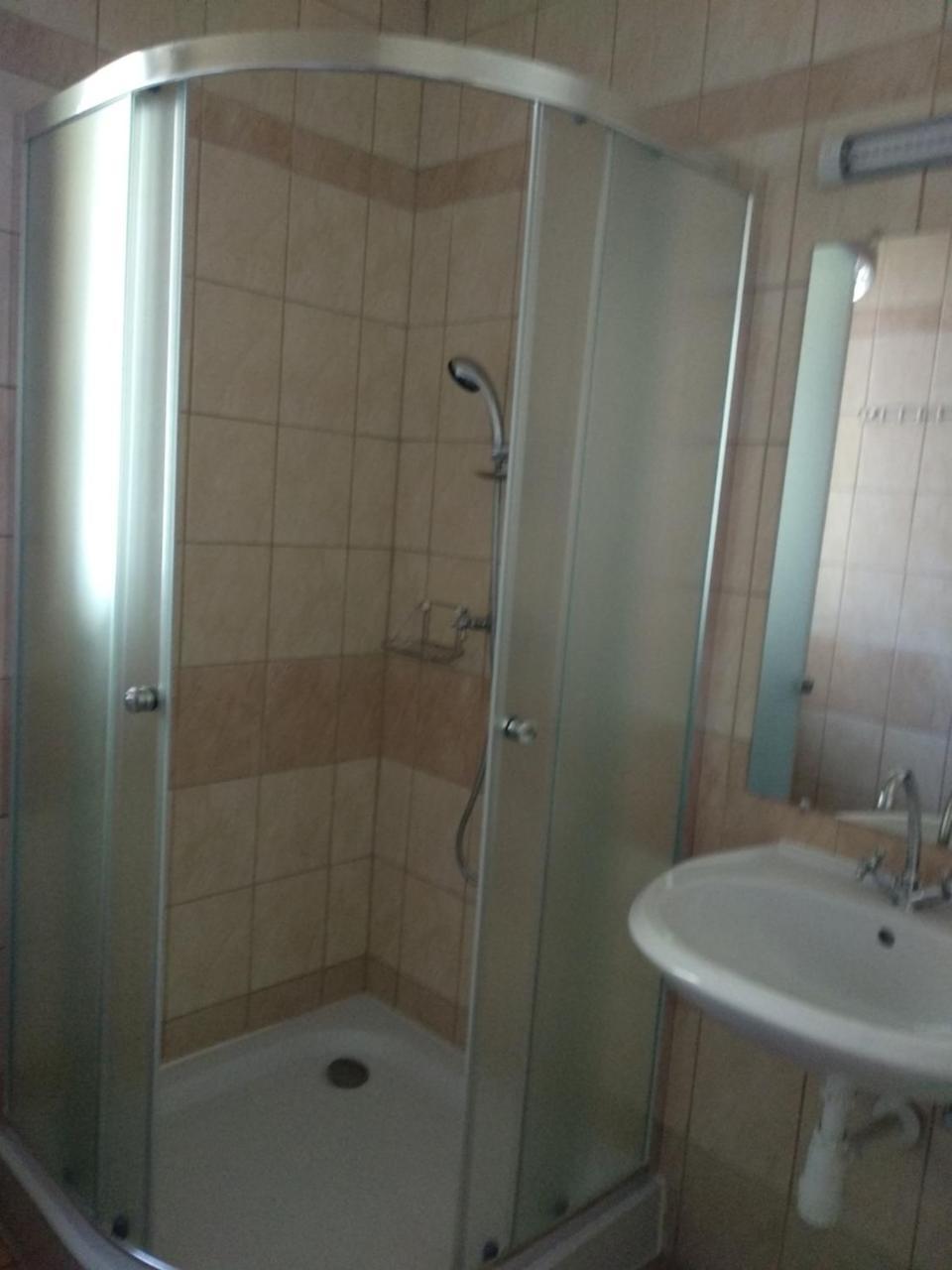 Acopark Vendeghaz Hotel Debrecen Eksteriør billede